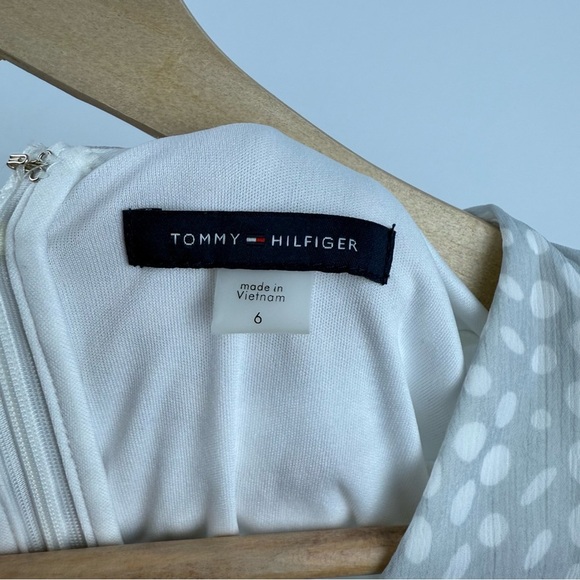 Tommy Hilfiger Women’s Size 6 Polka Dot Ruffle Hem Maxi Dress – Elegant & Flowy - Picture 3 of 5